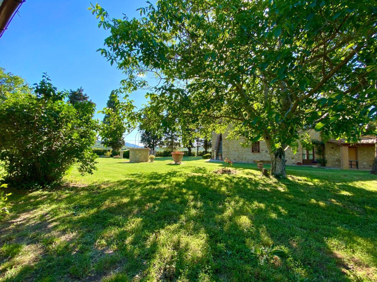 Agriturismo L'Antica Quercia Pomarance Esterno foto